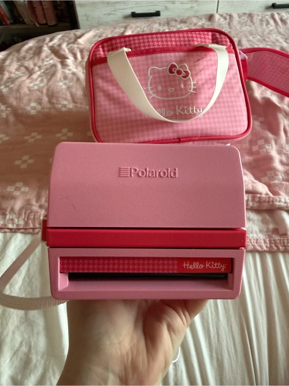 Polaroid Pink Hello Kitty Instant Camera